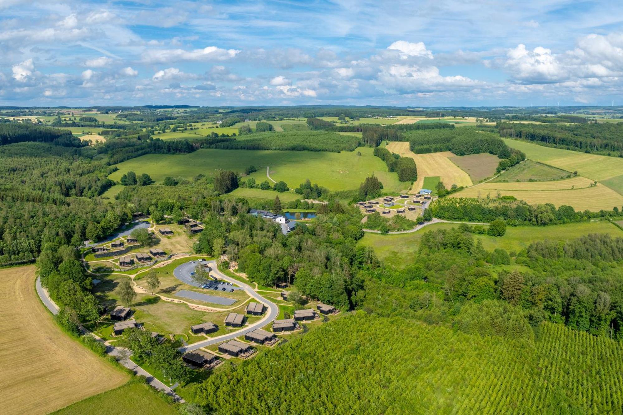 Hillview Resort Grandvoir Neufchâteau Dış mekan fotoğraf